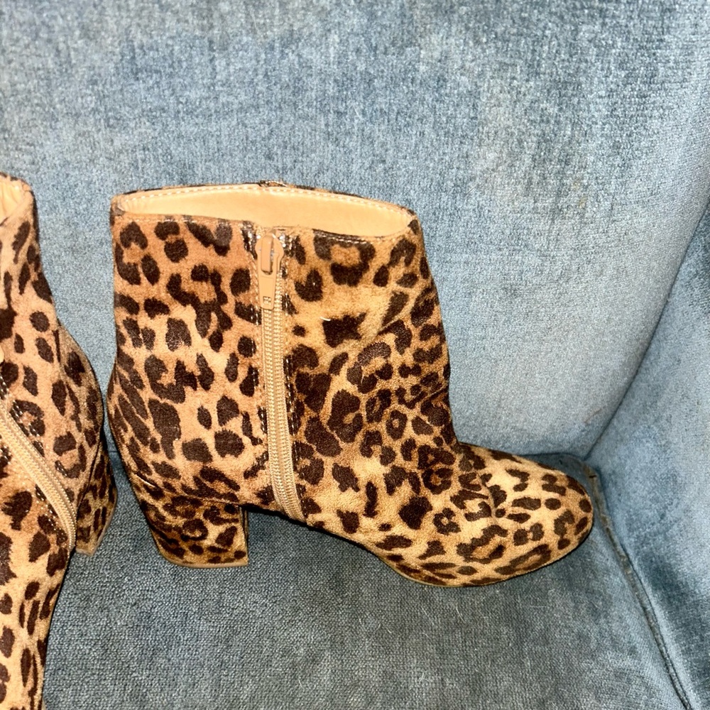 Charlotte Russe Leopard print booties size 7